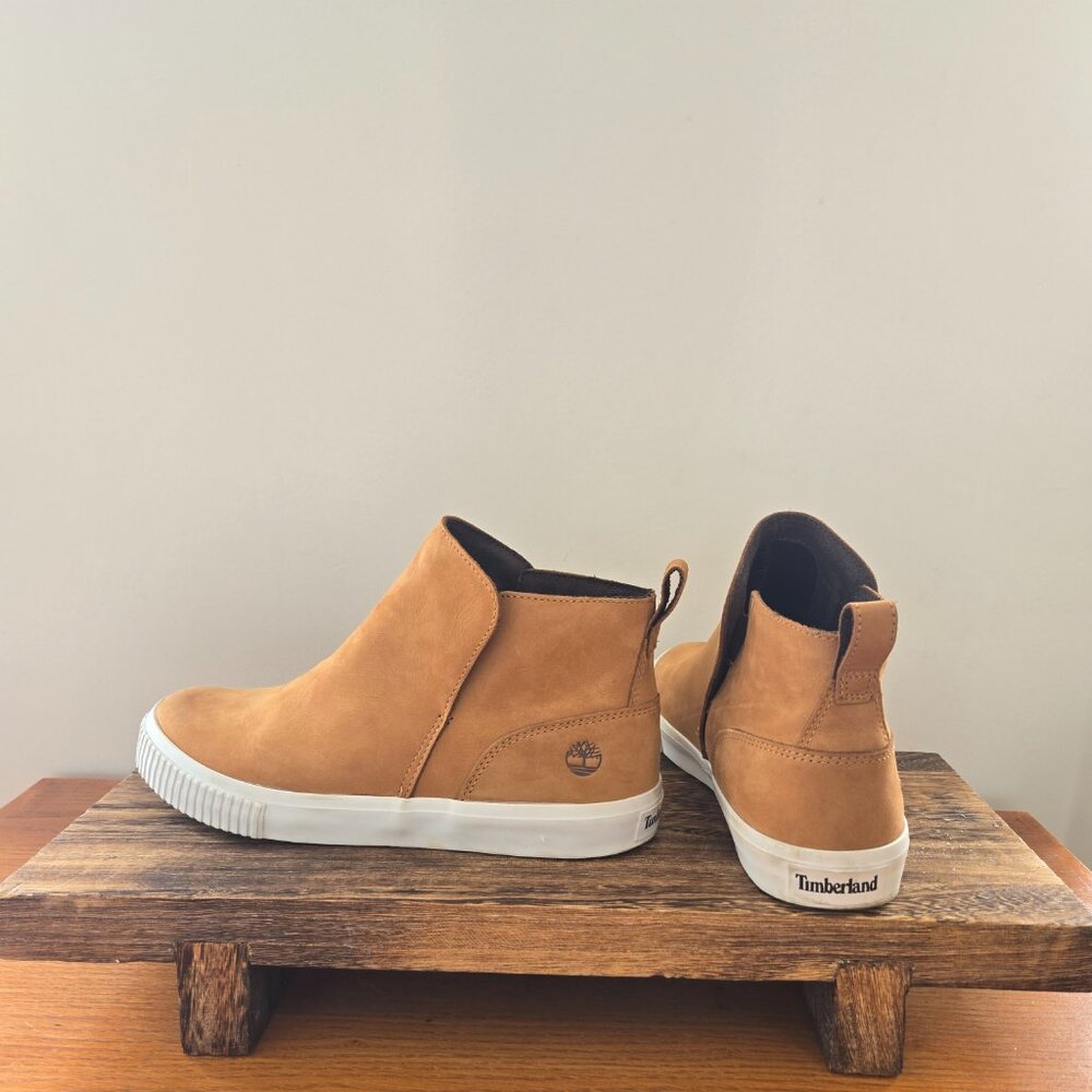 Timberland Boot - Picture 2 of 3